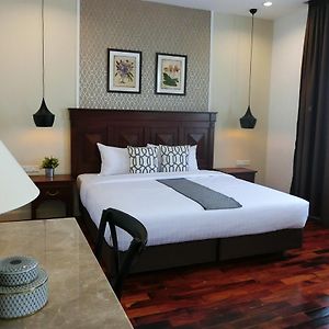 Bloom Boutique Hotel&Cafe